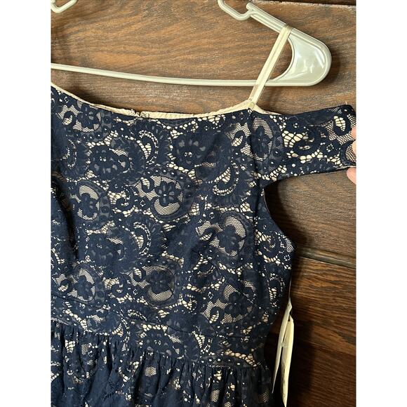 NWT Eliza J Navy Blue Floral Lace Nude Lined Off Shoulder Dress Sz 10 Fit Flare - Picture 5 of 10